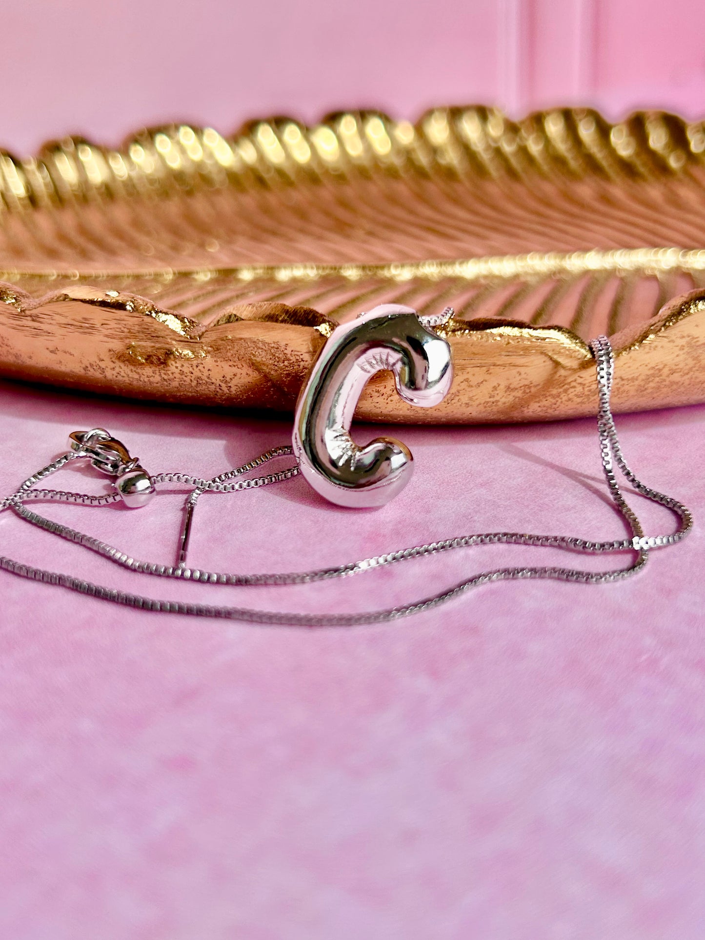 COLLAR CON INICIAL