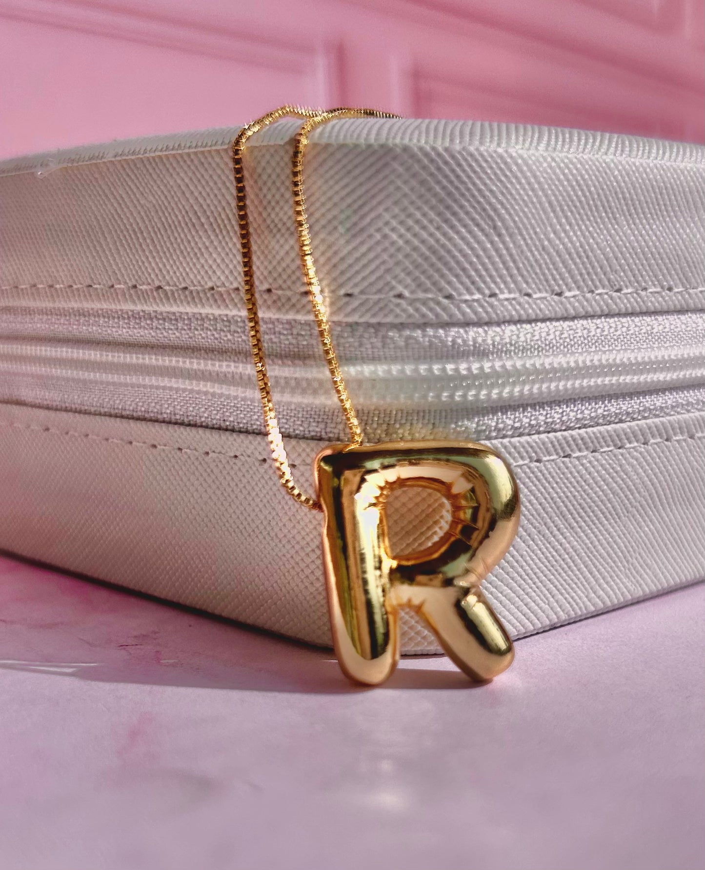 COLLAR CON INICIAL