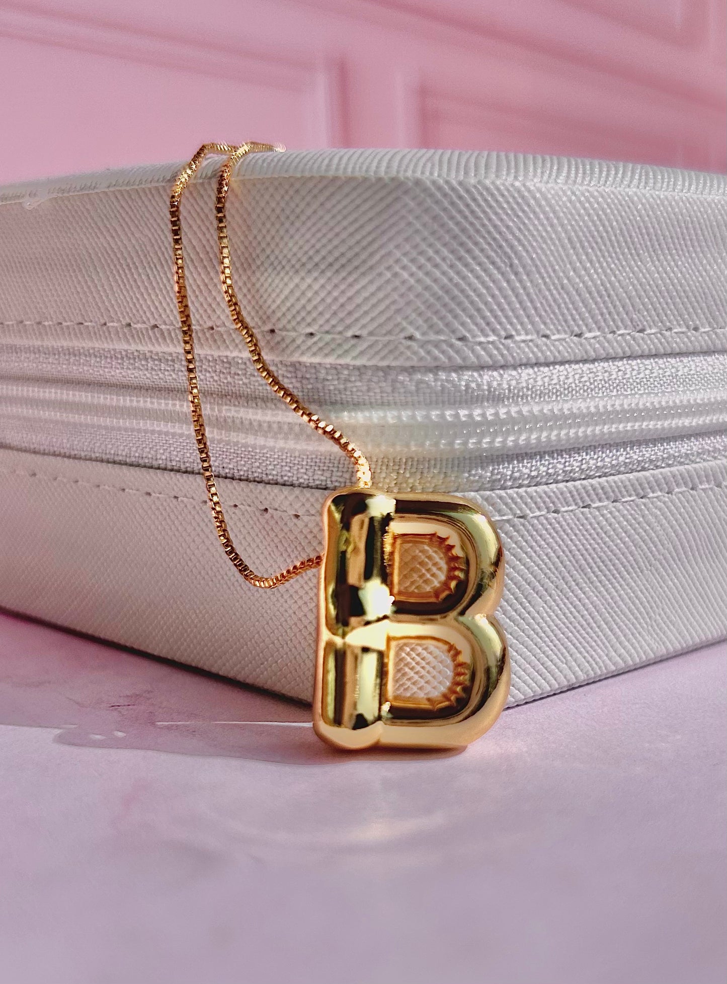 COLLAR CON INICIAL